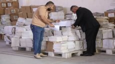 تربية البصرة تتسلم الدفعة الأولى من الكتب المدرسية وتباشر تجهيز المدارس