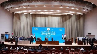 نائب رئيس البرلمان العراقي: بعض الفصائل تعمل بأمر دولة جارة