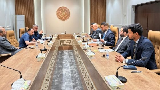 رواتب البقية اكتملت..المالية تدقق في عقود تربية البصرة.. الكشف عن استبدال أكثر من 8 آلاف متقاعد