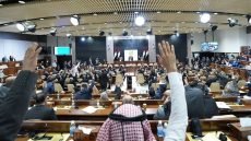 أعضاء في البرلمان..العراق ليس تابعاً: غضب نيابي يطلب كشف “الجهة المجهولة” وراء منع طائرات إيران