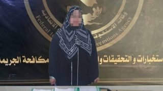 التحقيقات قد تجر متورطين آخرين..كمين للاستخبارات يطيح بموظفة في تربية الديوانية تبيع التعيينات