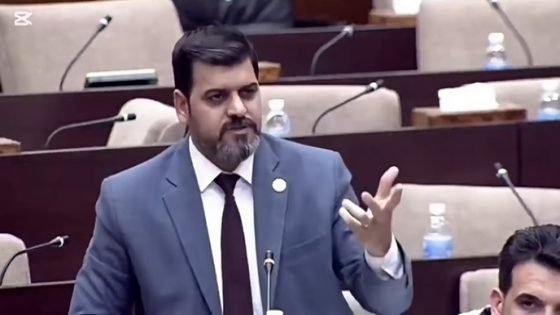نائب  ينتقد ضوابط الانتساب في التربية ويتحدث عن أعباء مالية على المواطنين
