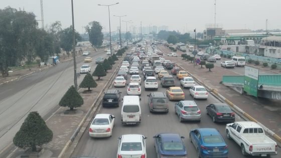 ثورة إدارية مرتقبة”..نقل الدوائر الحكومية والموظفين من المركز إلى الأطراف.. توجهات جديدة للتخطيط